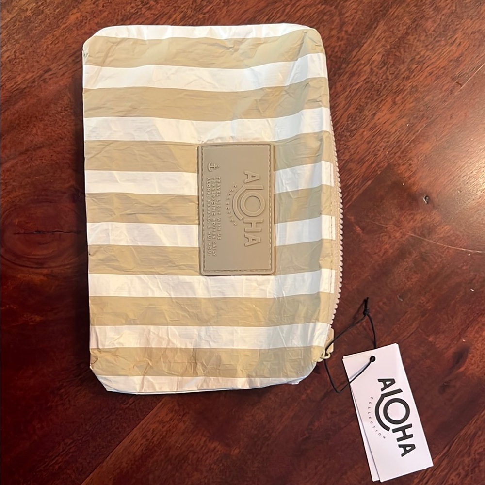 NWT ALOHA Collection Beige and White Striped Pouch